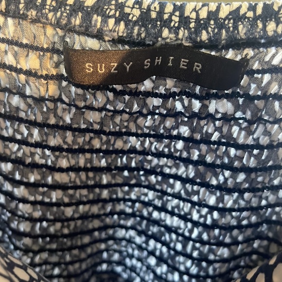 Navy blue and white flowy summer dress midi length - Picture 5 of 6